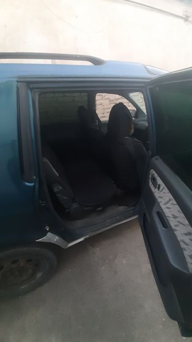 Митсубиси шариот