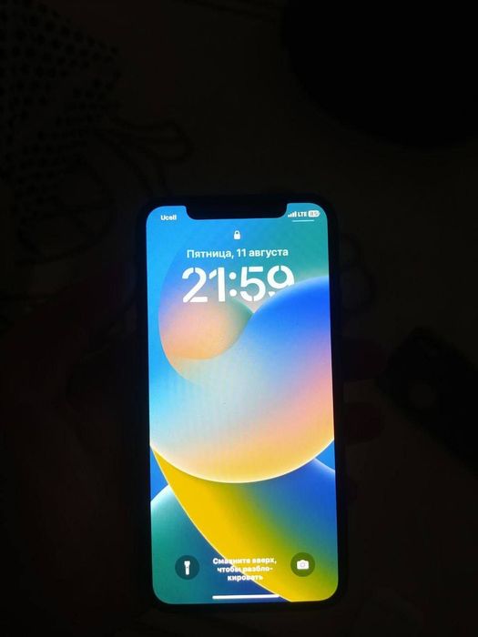 iPhone x zor xolatda