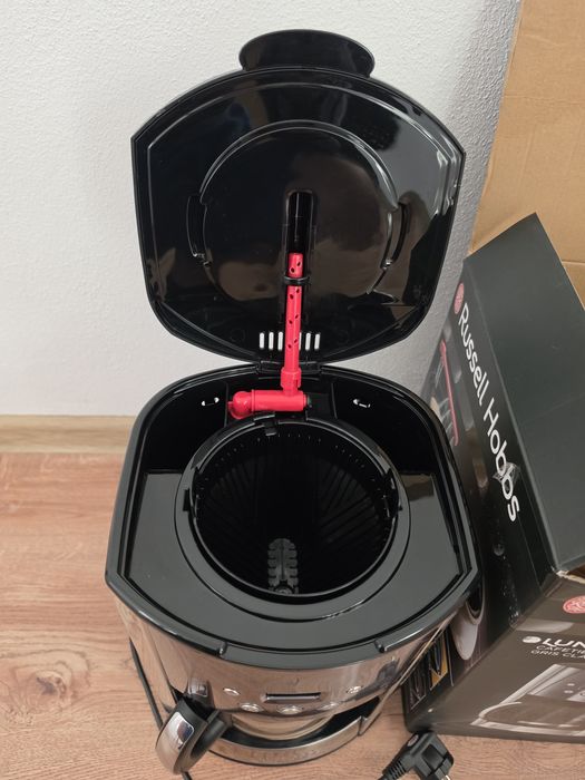 Cafetieră Russell Hobbs Luna – programabilă
