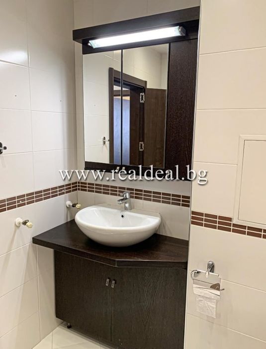 Дава се под наем Двустаен апартамент в София, Център - 65 кв.м за 400 € - Снимка #9