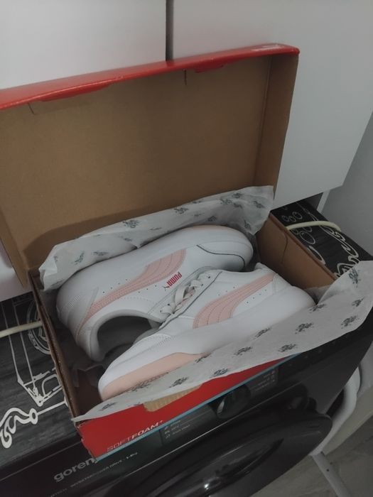 Sneakers PUMA originali nr. Schimb cu cărucior copii 38