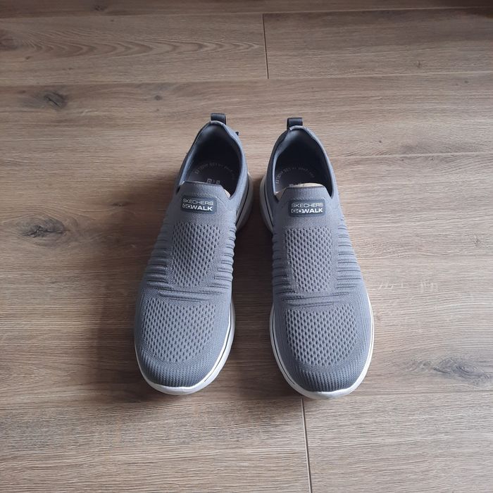 Кроссовки Skechers Gowalk