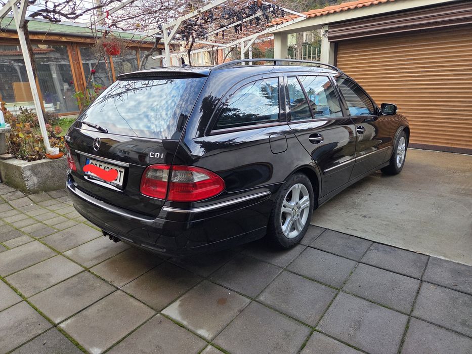 Мерцедес Е 220 комби