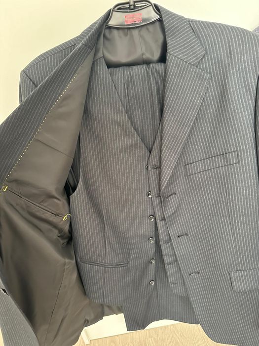 Костюм новый.      .