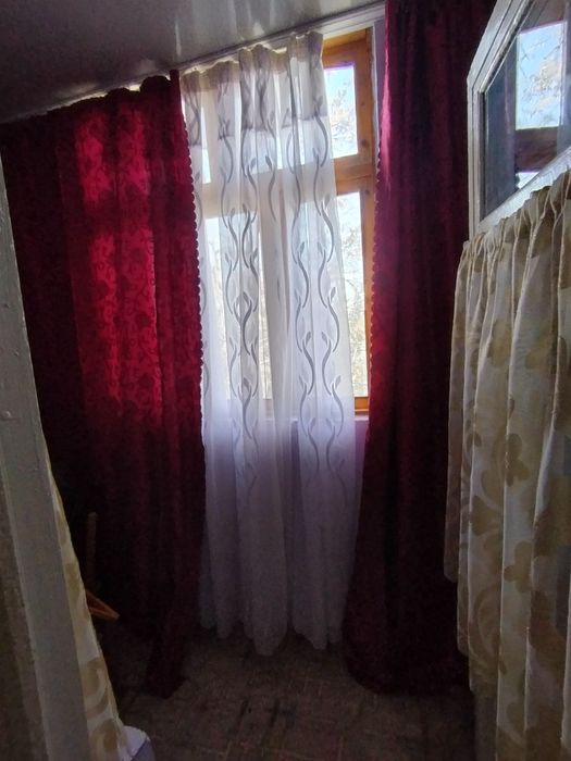 Чирчик ш. Навоий Галерейка кирпичный дом 1х/3/4