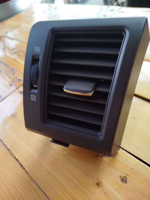 Дефлекторы на Ленд Крузер 200