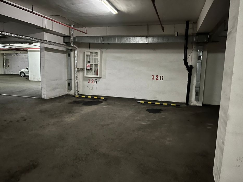 Продам 2 паркинга