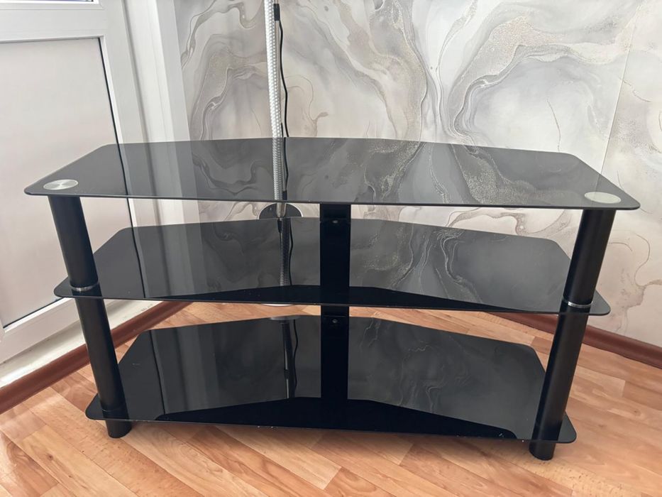 Продам журнальный столик