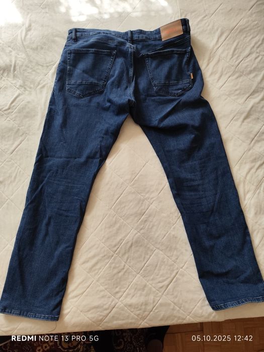 BOSS - оригинални дънки