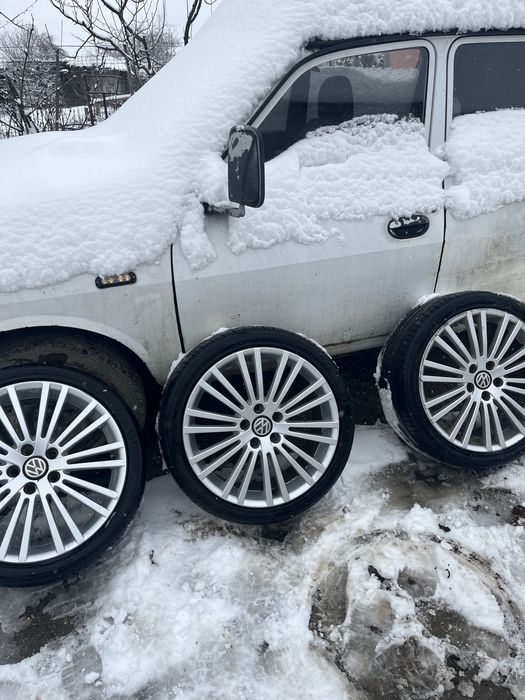 Vand jante in stare buna 225/40/18R