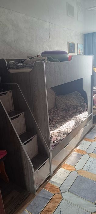 Двух ярусная кровать