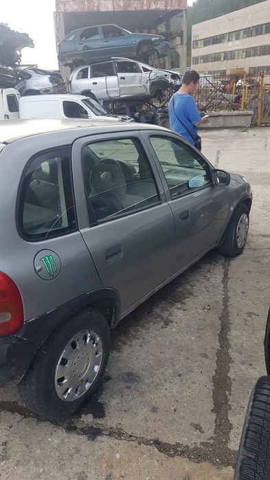 Опел корса б 1.4 16в на частни  Opel korsa