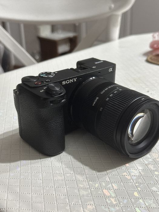 Камера Sony a6700