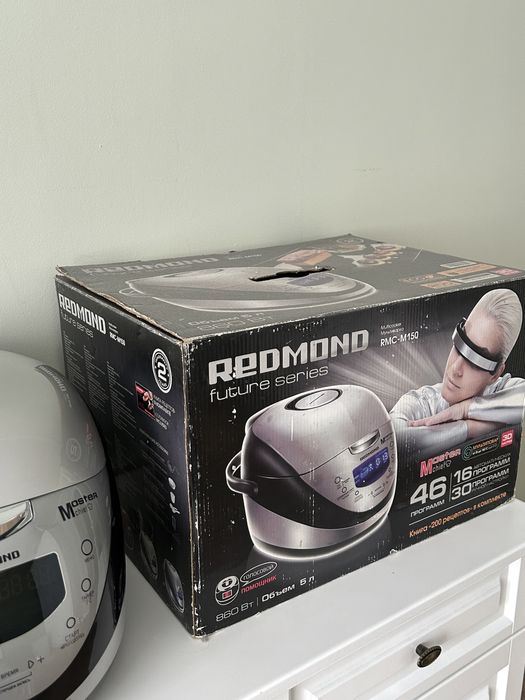 Мультиварка Редмонд