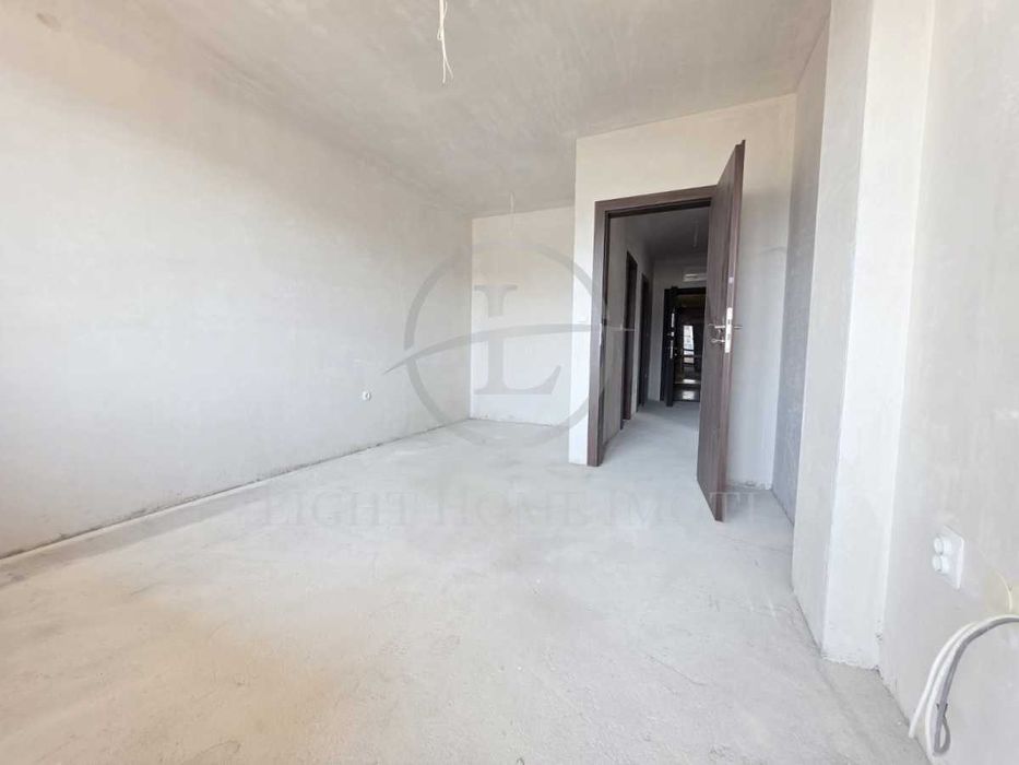 Продава се Тристаен апартамент в Пловдив, Център - 107 кв.м за 2524 €/кв.м - Снимка #7