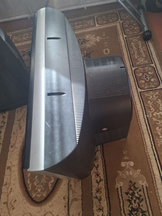 Телевизоры продам