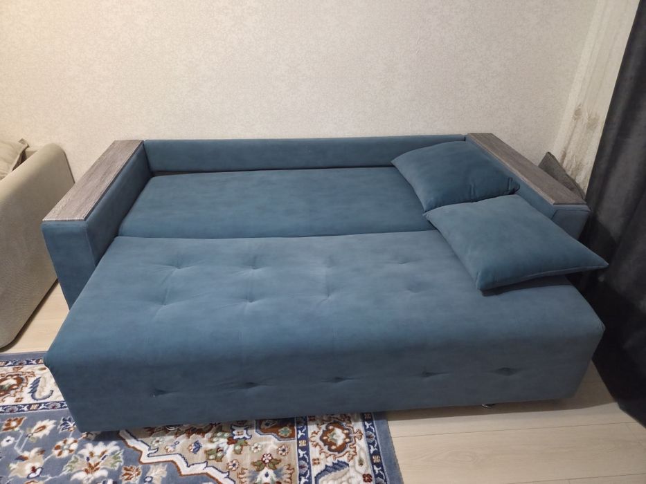 Продам диван бу район барыс арена