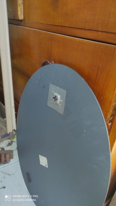 Зеркало разных размеров.