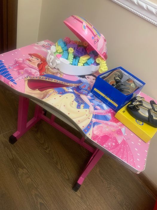 Детские игрушки и вещи