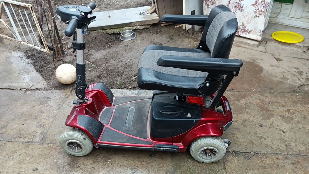 Scuter electric Bătrâni