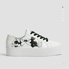 Кроссовки Pull&bear с принтами Mickey&Minnie mouse