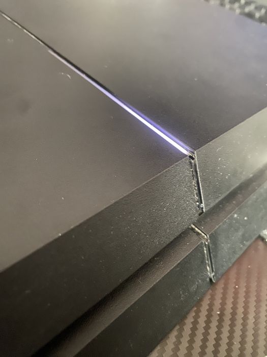 Ps4 cu două manete funcțional