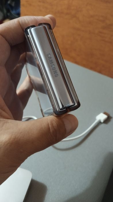 Samsung Galaxy Z Flip 4. 8.256.5G