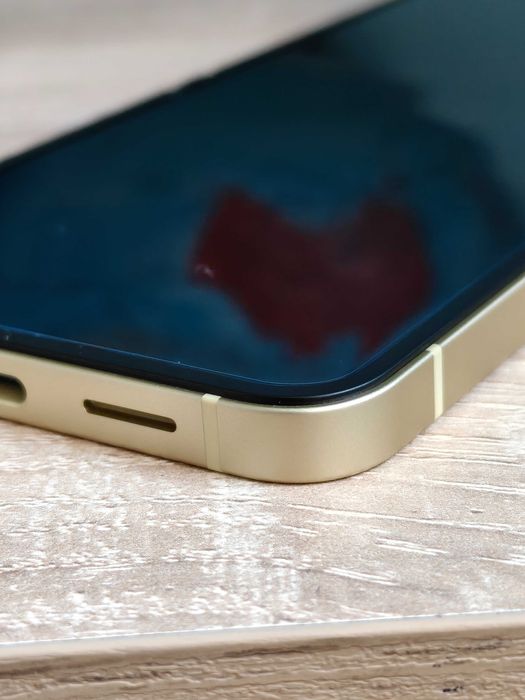 Samsung Galaxy Flip6 256GB Yellow, гаранция