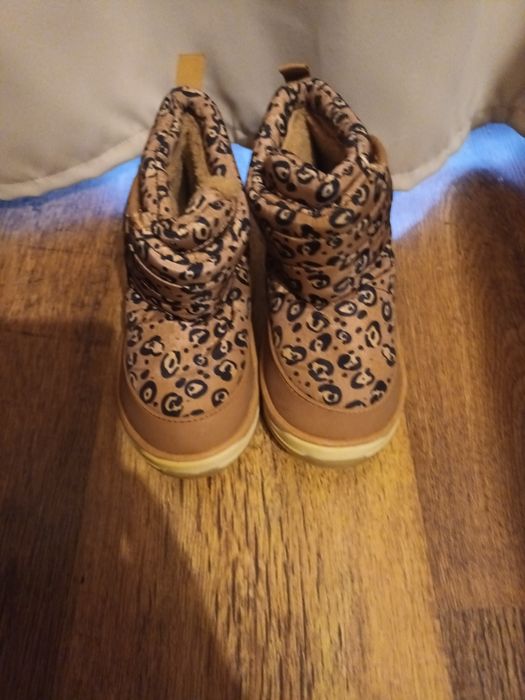 Продавам Детски ботуши