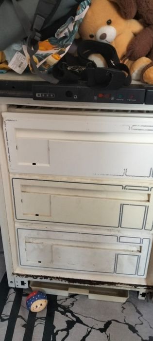 Продам морозильную камеру