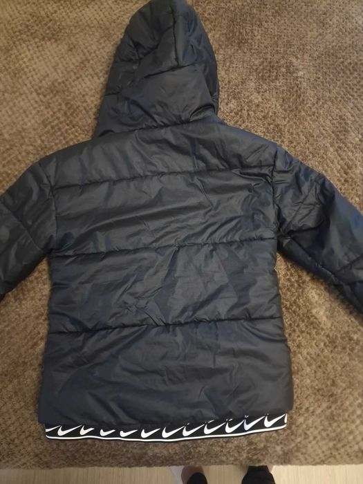 Nike зимно яке много запазено без забележка