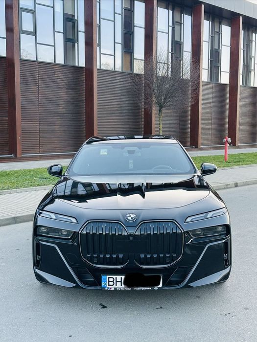 BMW Seria 7 BMW Seria 7 740 xd 2023 M-pachet panoramic