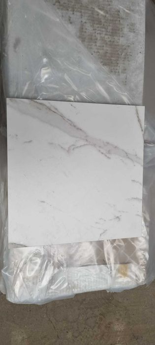 Gresie imitatie de marmura model Italia