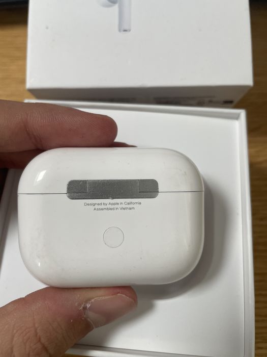 Airpods pro 2.