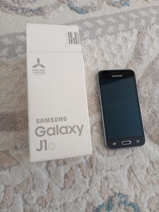 Телефон б/у на запчасти 4шт