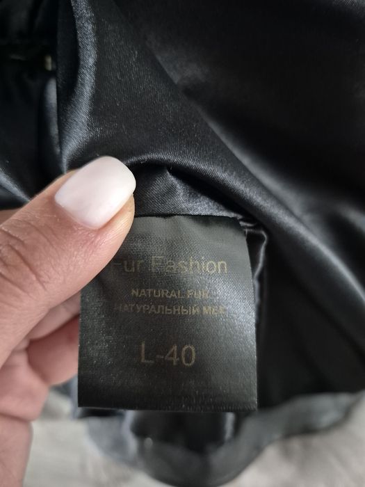 Haina de blana de vulpe argintie