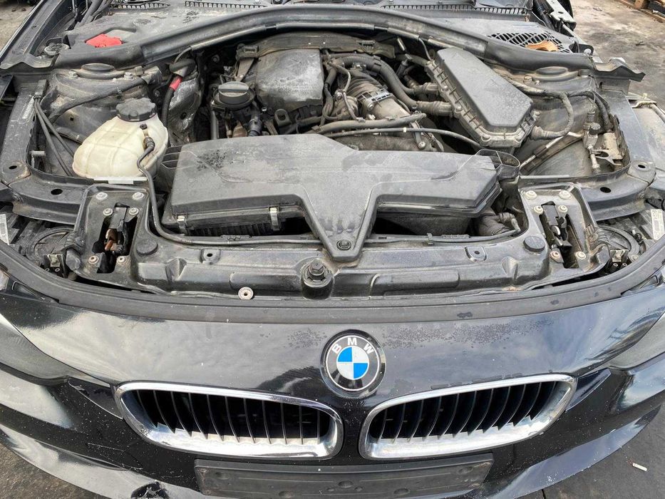 Dezmembrez bmw seria 3 f30 b47/bara fata f30/capota f30/aripa f30/far/
