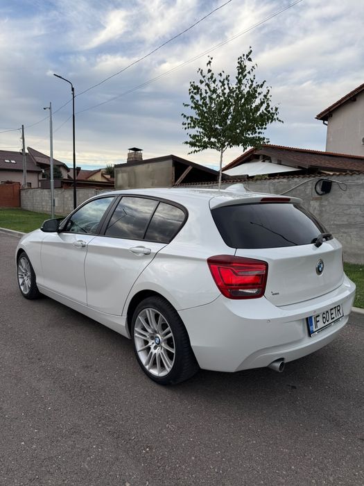 BMW seria 1 f20 2013 automat 2 butoane