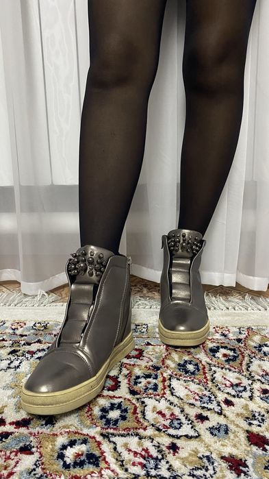 Ботинки демисезонные