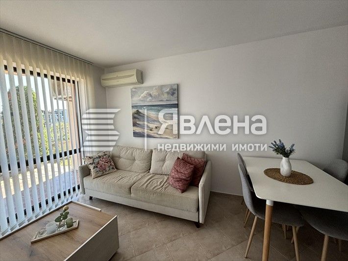 Продава се Тристаен апартамент в с. Равда, Област Бургас - 88 кв.м за 983 €/кв.м - Снимка #3