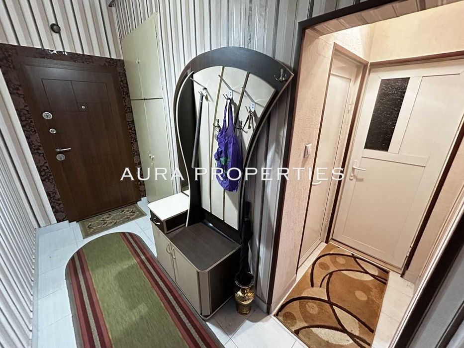 Продава се Двустаен апартамент в Разград, Център - 77 кв.м за 1345 €/кв.м - Снимка #6