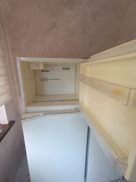 Продаётся холодильник даево,