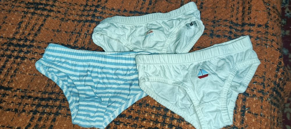 Трусы на мальчика Mothercare 3-4 года