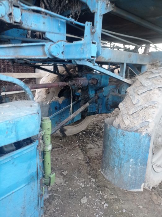 Срочно срочно Комбайн сатылады