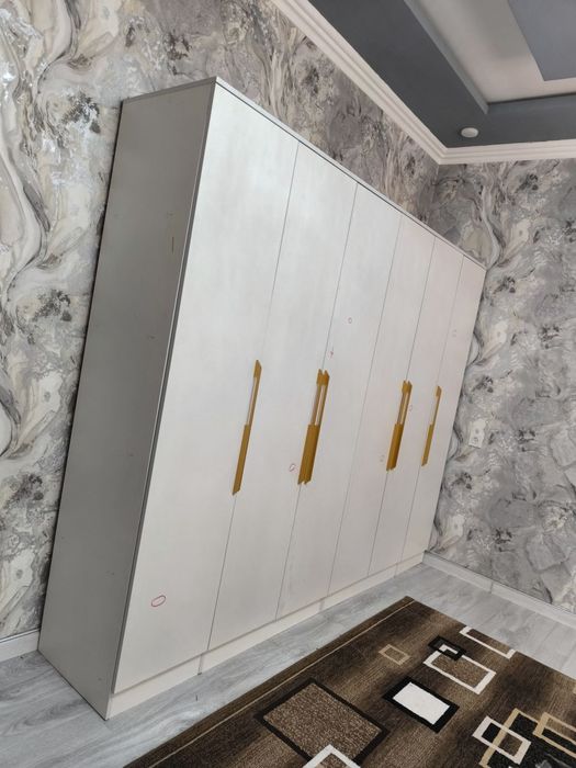 Shkaf sotiladi dastafka ustanovka bepul