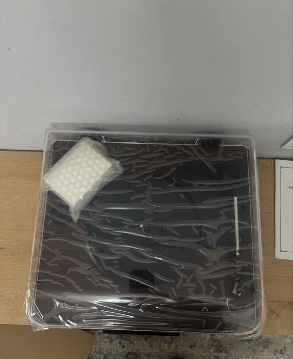 Виниловый проигрыватель