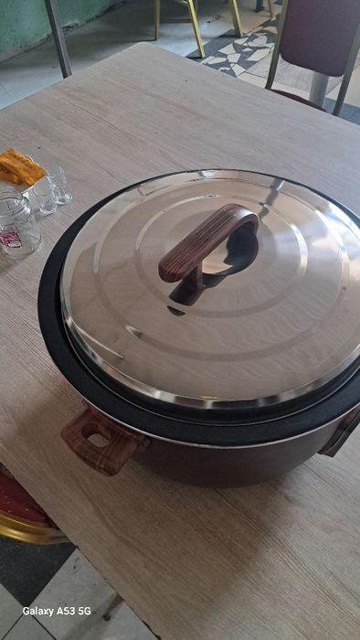 Посуда рисоварка.