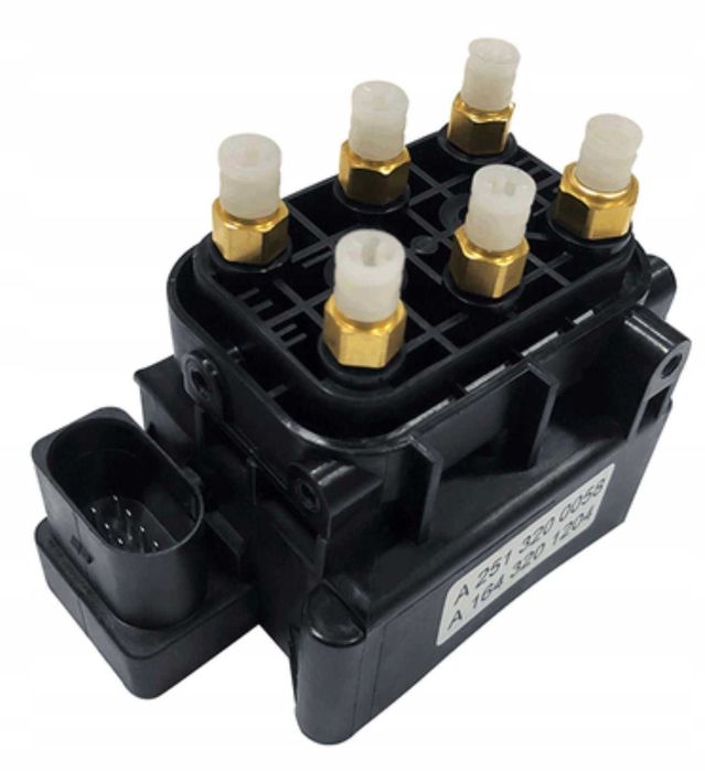 Продам блок клапанов на Mercedes GL,ML W164.