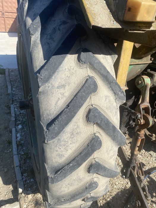 Трактор болгар тк82