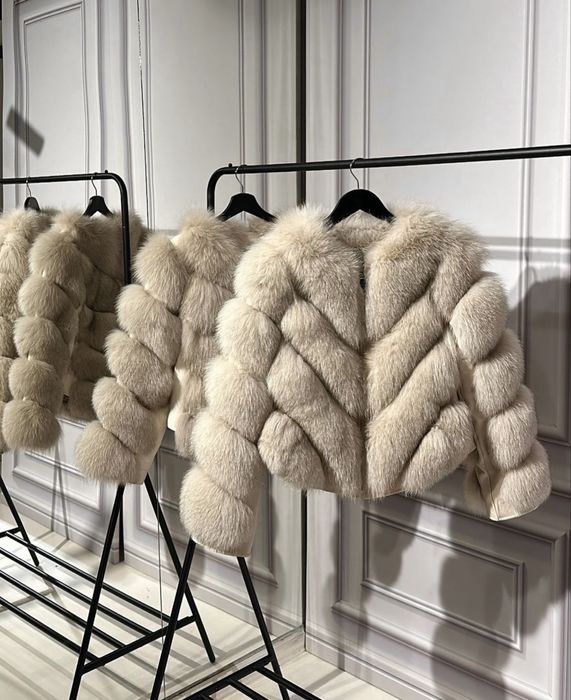 Най- висок клас палта от естесъвен косъм лисица!